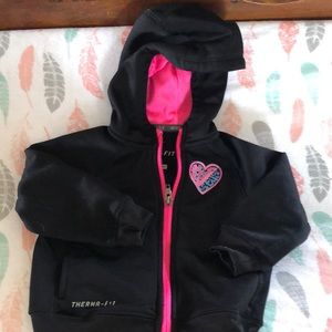 Girls Nike therma fit hooded vest